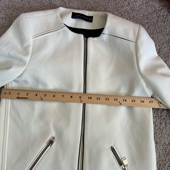 Zara Women's Size xSmall 3/4 Sleeve Collarless Full Zip Coat cream - Picture 5 of 6